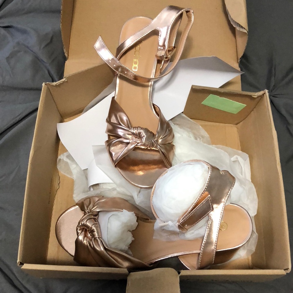 Rose Gold Boohoo heels!